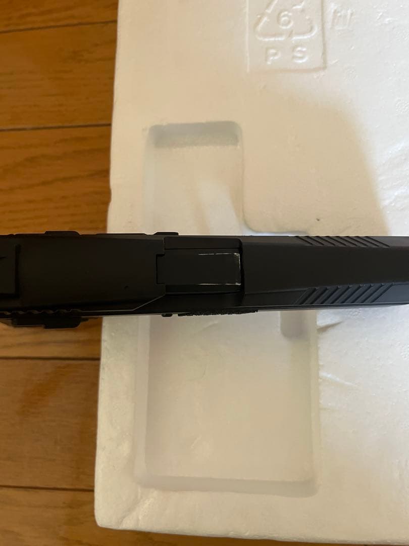 carbon8 CZ-P09 CO2ガスブローバック カーボネイト製