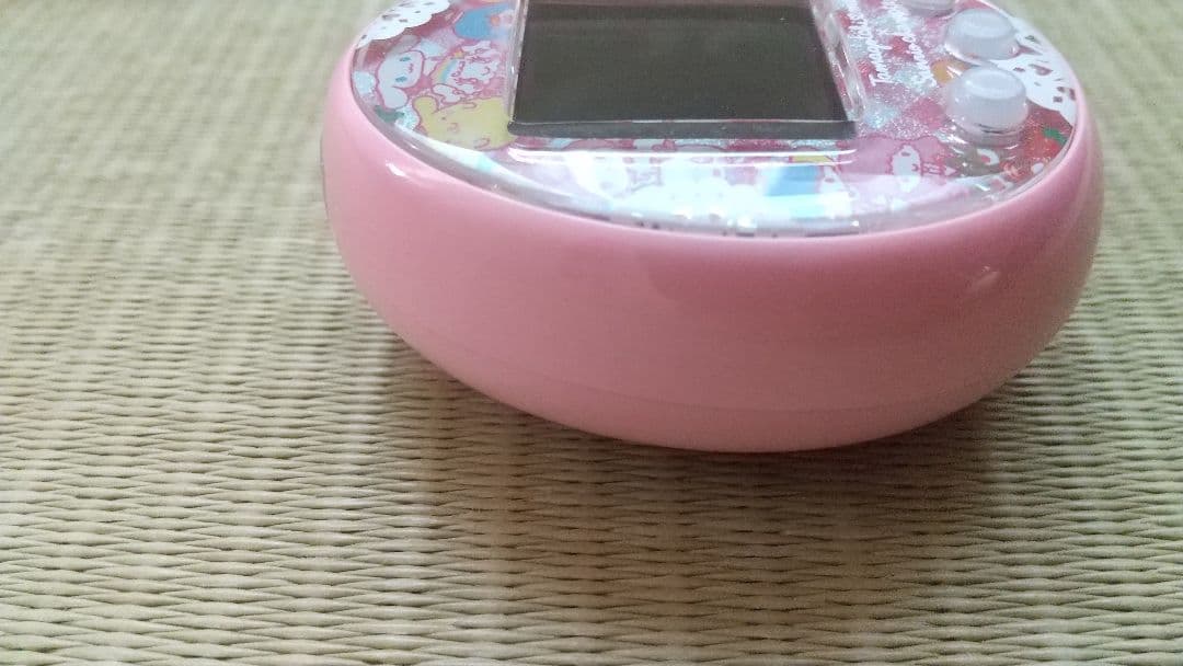 バンダイ サンリオキャラクターズみーつver．たまごっち