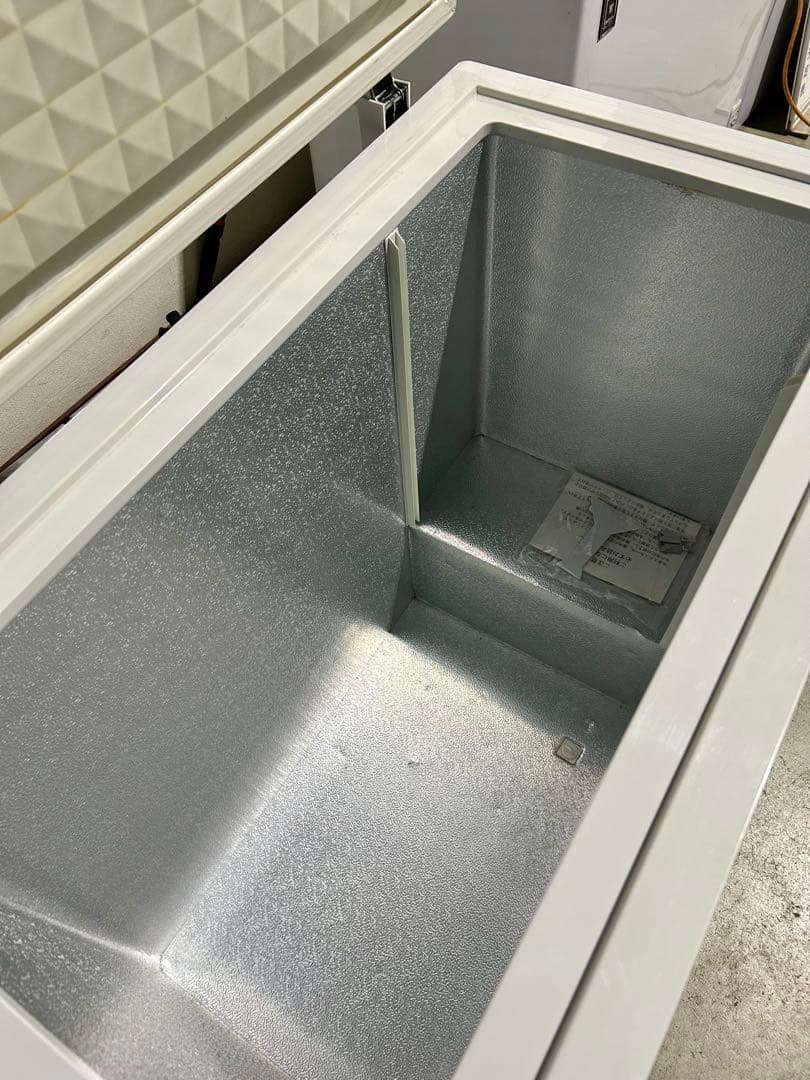 上開き冷凍ストッカー（急速冷凍機能付き）