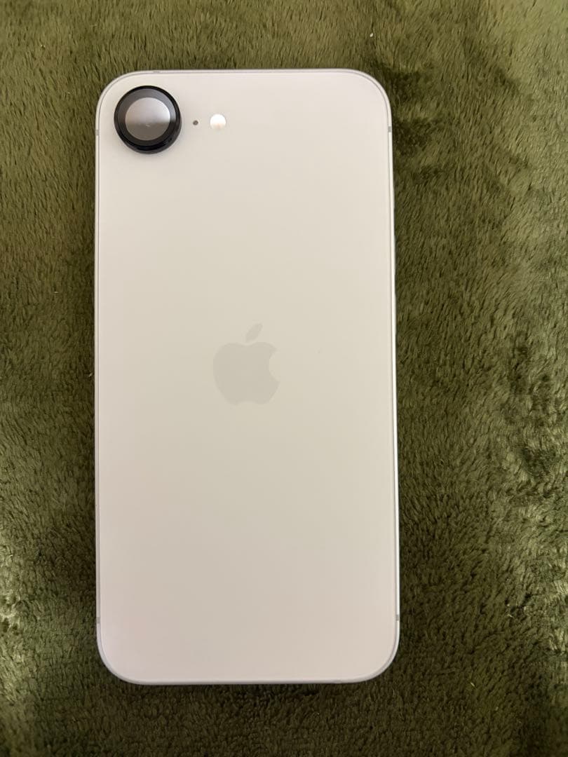 Apple iPhone 16e ホワイト 本体