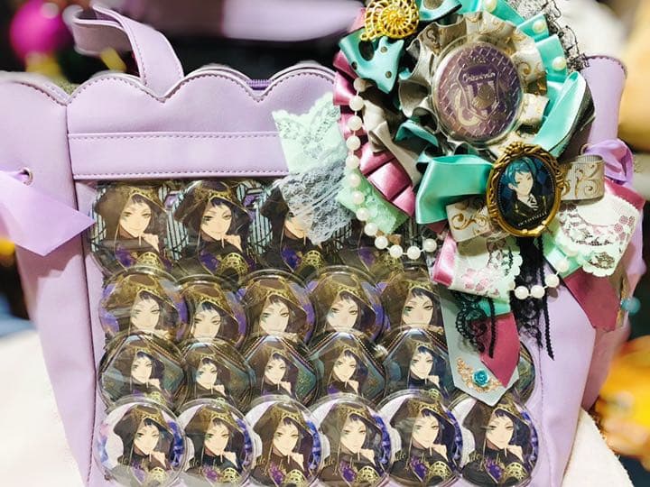 ツイステ ジェイド リーチ 缶バッジ 痛バッグ グッズ まとめ売り