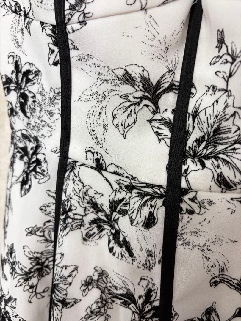 ローブドフルール ドレス フラワープリント ドレス Sサイズ