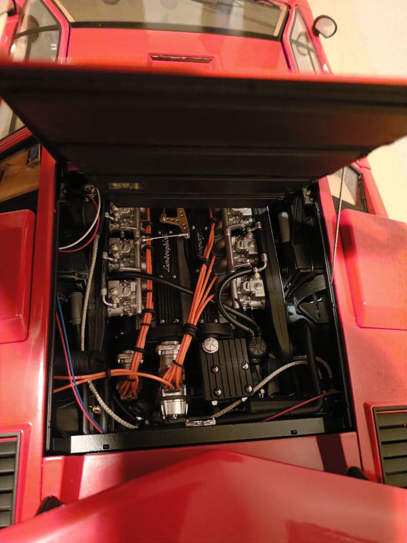 デアゴスティーニ　ランボルギーニ・カウンタック LP500S　完成品