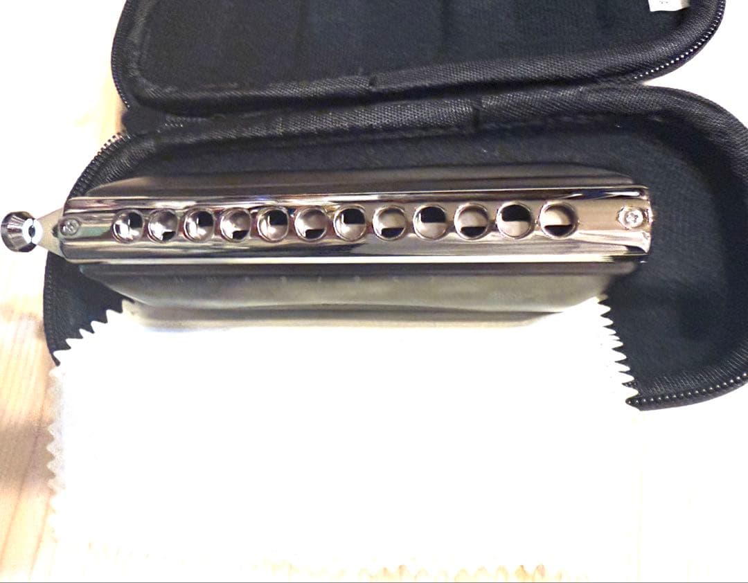 M.SUZUKI & SIRIUS バスハーモニカ　クロマチック　12穴