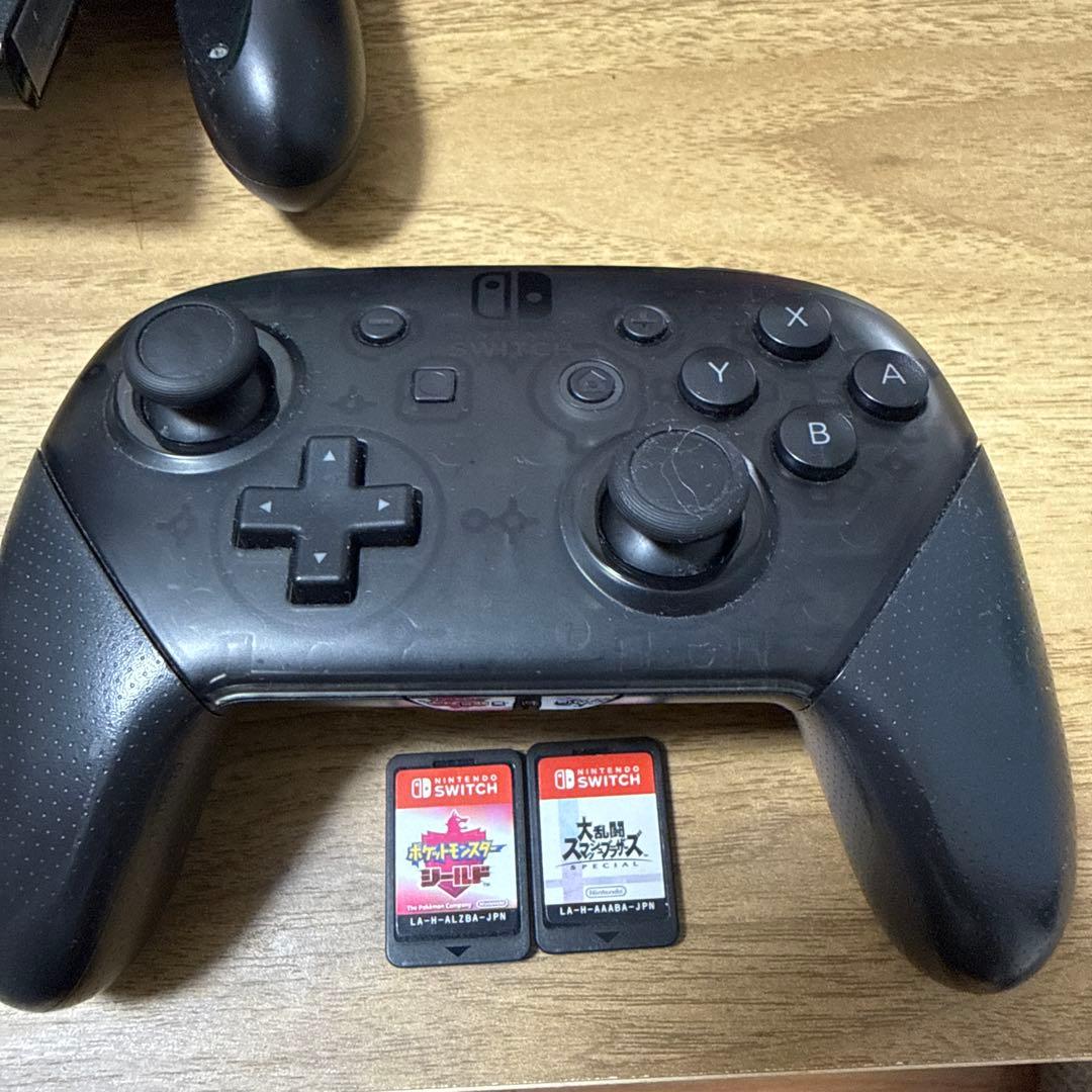 Nintendo Switch 本体 Proコントローラー付き 大乱闘付き