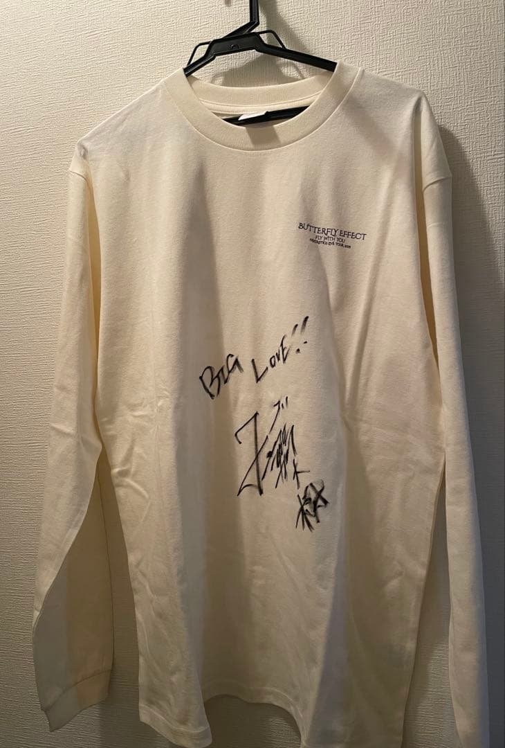 値下げ‼️FANTASTICS 佐藤 大樹 直筆サイン入り ツアー Tシャツ ！ FANTASTICS サイン入りTシャツ EXILE/FANTASTICS 佐藤大樹 | Day-2