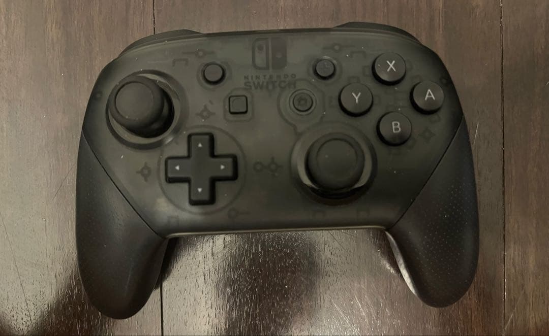 Nintendo Switch 本体 & 純正ジョイコン