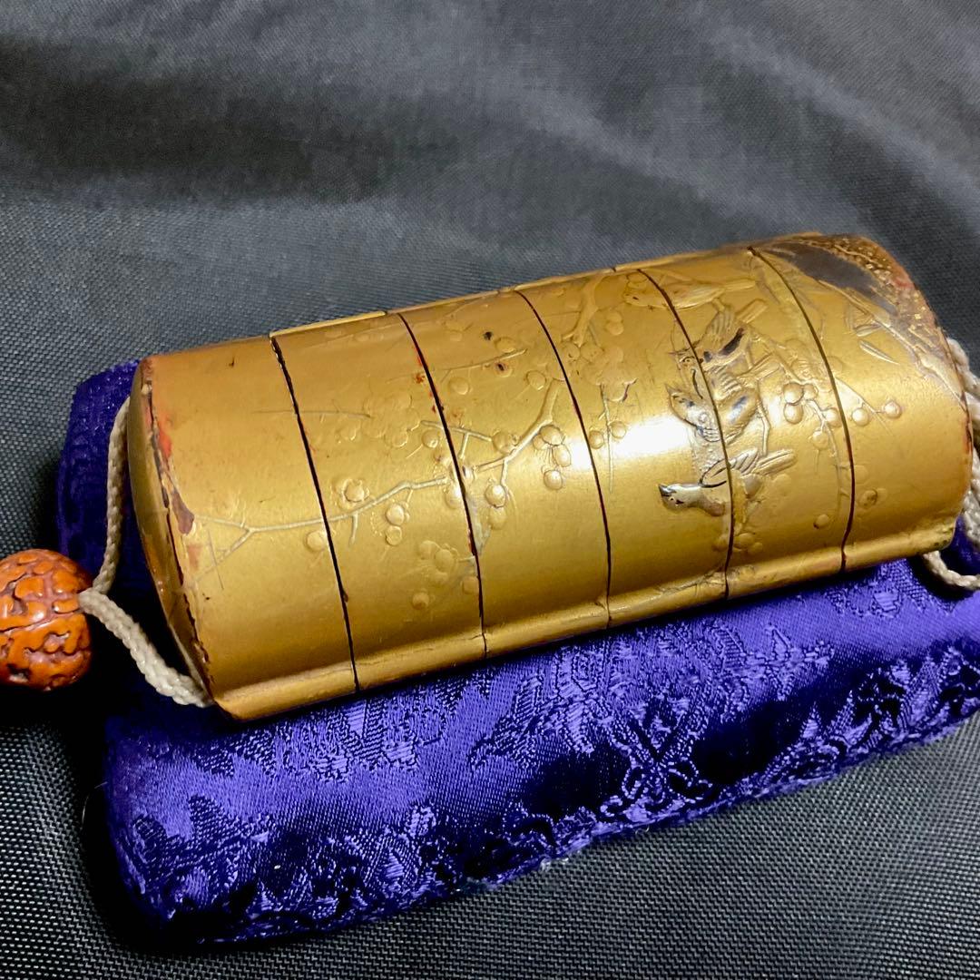 花鳥蒔絵印籠・牙刻鳥根付・箱・座布団付 花鳥蒔絵印籠・牙刻鳥