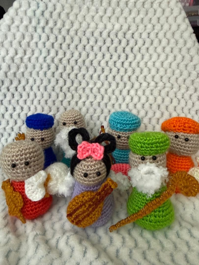 カラフル あみぐるみ人形 7体セット - メルカリ