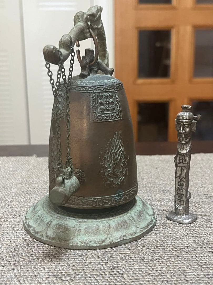 地下女将軍　龍 鐘撞 釣鐘 吊鐘 鐘 置物 金属工芸 時代物 骨董