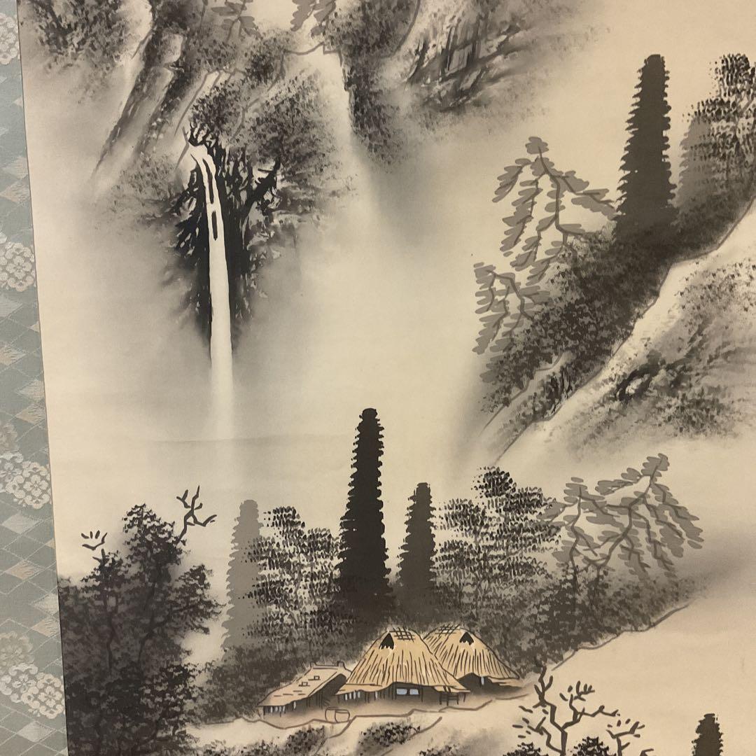 水墨山水画 絹本掛け軸 一堂筆【落款印譜在】 軸先木軸