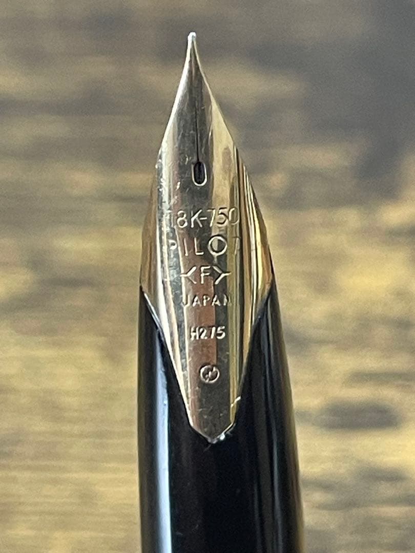 1975年製 初代カスタム 高級天然 イタヤカエデ 大型18金 万年筆 細字