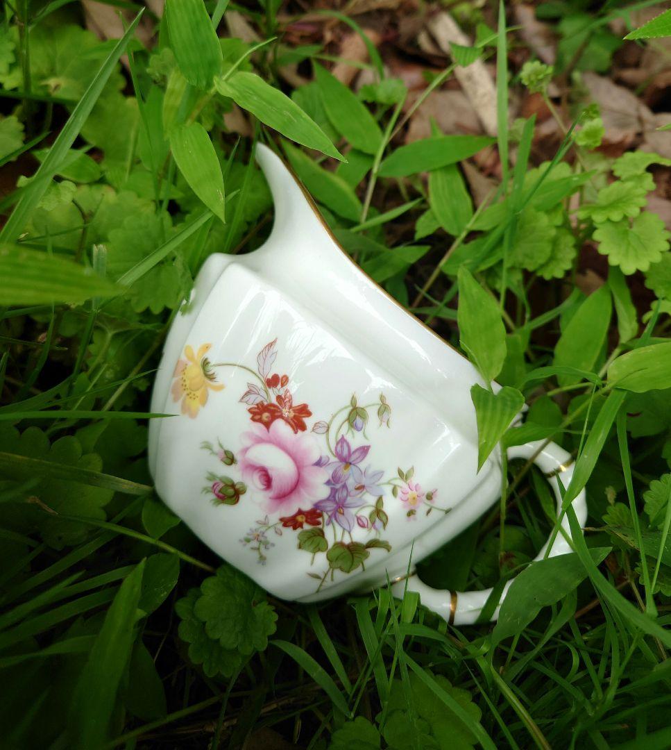 ロイヤル・クラウンダービー ボーンチャイナ ティストレーナー＆ミルク