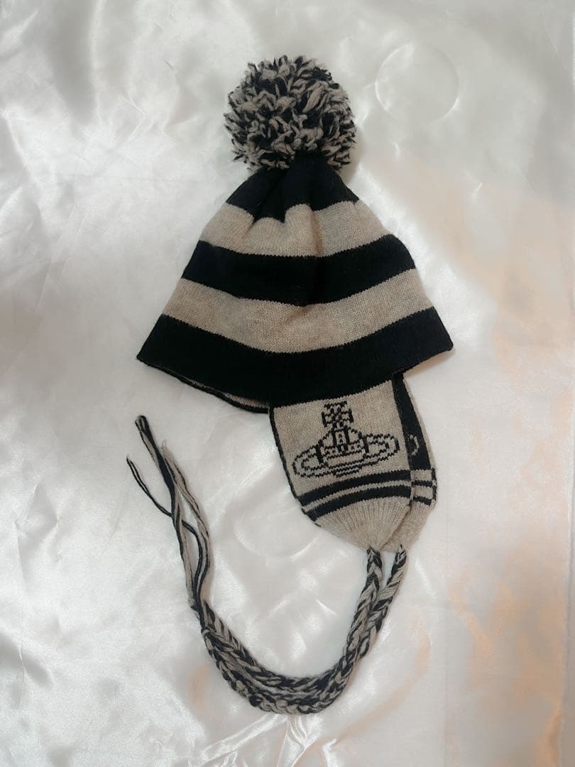 美品】ヴィヴィアンウエストウッドNANAシンニット帽 ヴィヴィアン帽子