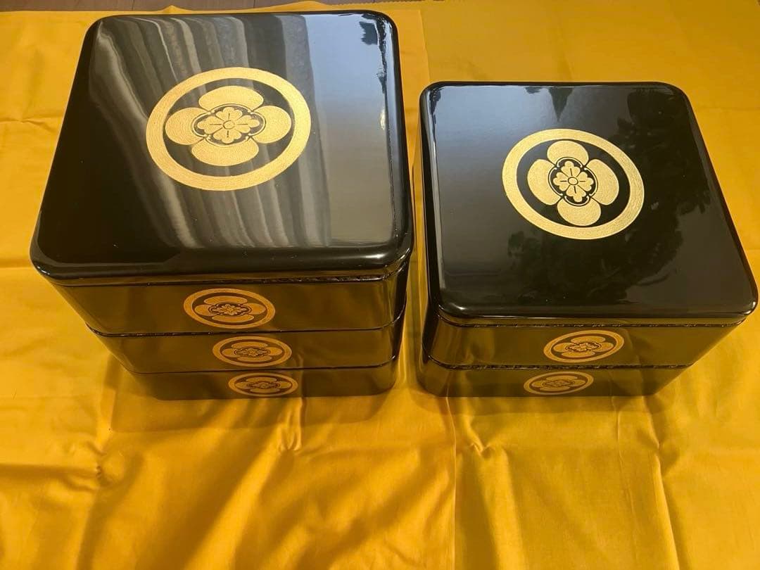 輪島塗 角丸五段重 蓋二枚 黒内朱 木製 輪島塗 角丸五段重 蓋二枚 黒内朱 木製 輪島塗 角丸