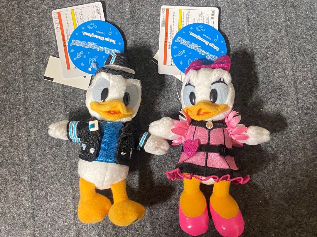 クラブマウスビート ぬいぐるみバッジ ドナルド デイジー