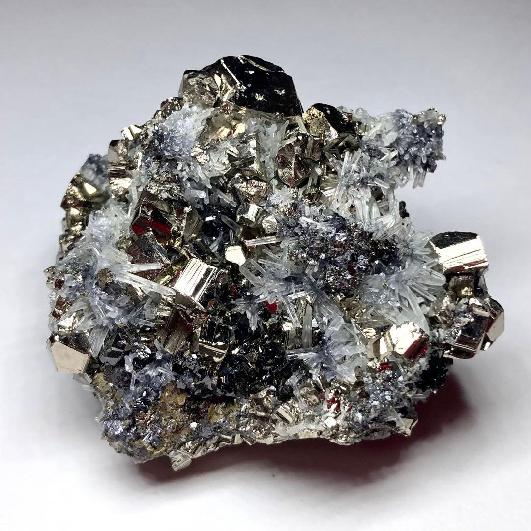 水晶 クォーツ パイライト ガレナ 共生 鉱物 原石 鉱石 天然石 - メルカリ