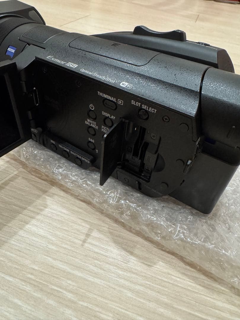 【美品】FDR-AX700 SONY デジタル4K ビデオカメラ