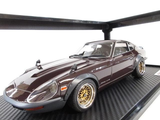 イグニッションモデル 1/18 フェアレディZ