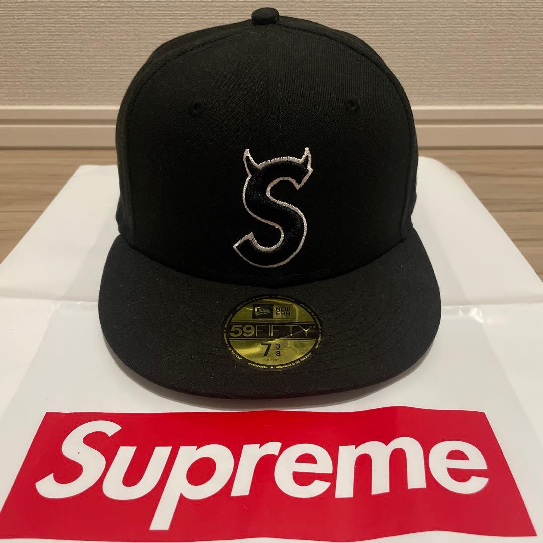 Supreme S Logo New Era sロゴ ツノ キャップ
