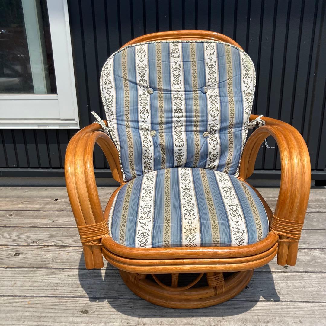 サイズ大きめ 回転椅子 ラタン 昭和レトロ