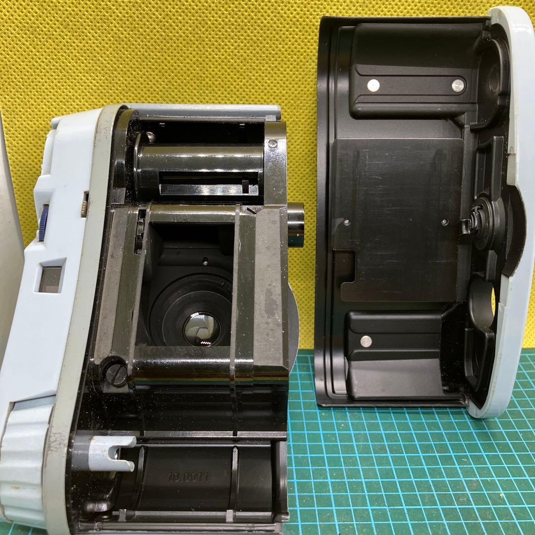 動作品）斬新ポップな ツァイスイコネッテ35 お弁当箱の様なケース