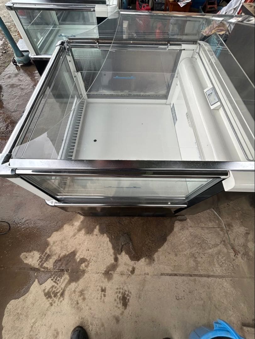 業務用冷凍ショーケースBIEG-103F ショーケース 750W