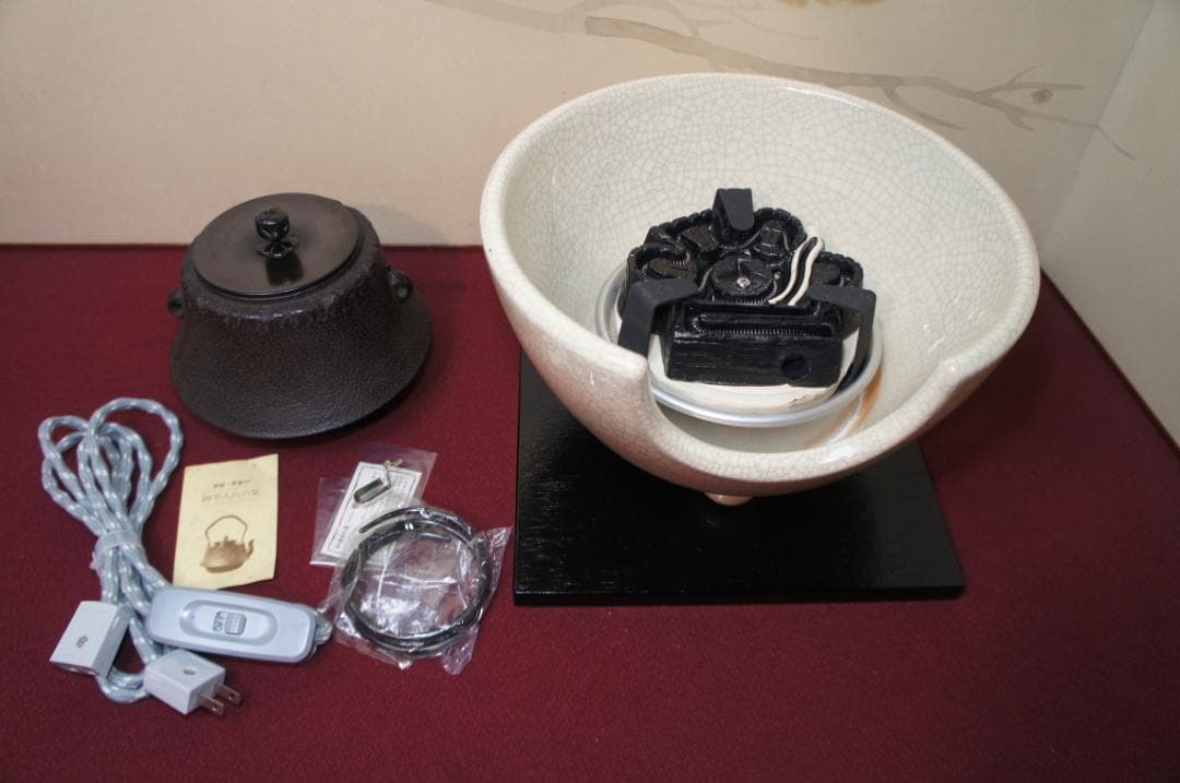 ☆ 野々田 しろ薩摩(紅鉢型) 炭型電熱器 在銘富士釜 釜