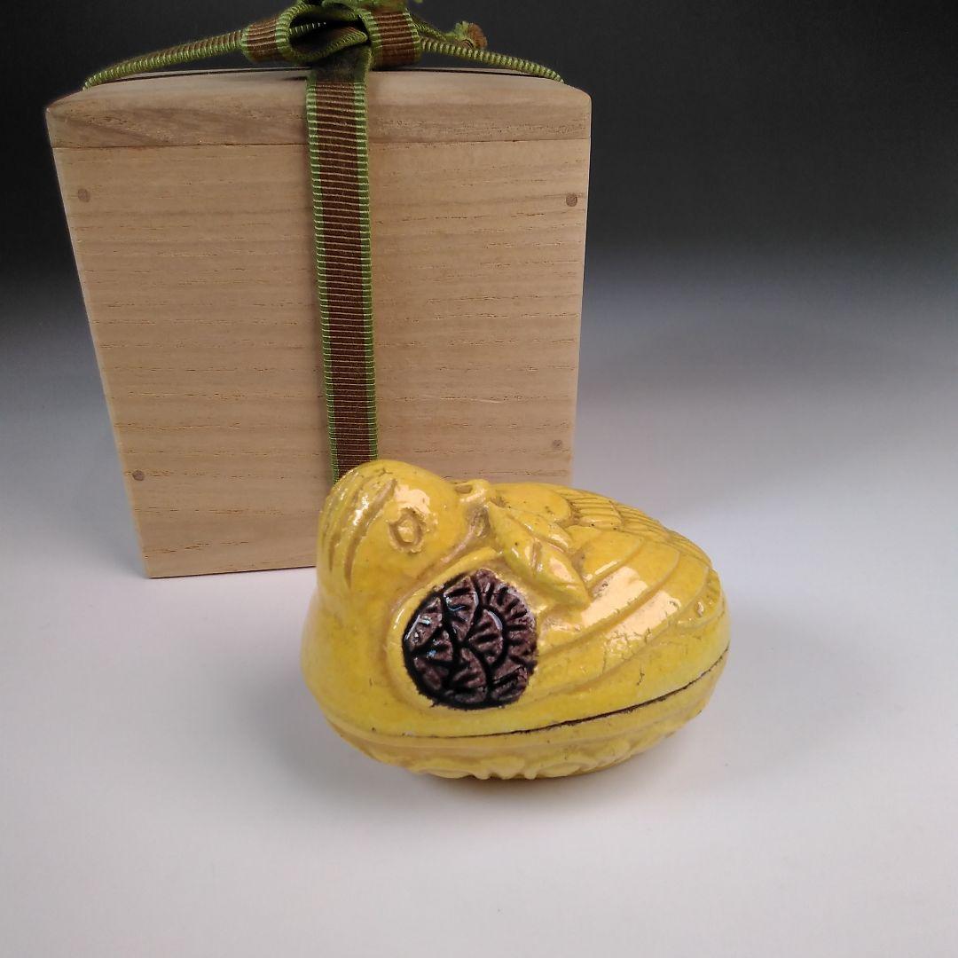 茶道具陶器の馬の香合木箱付き