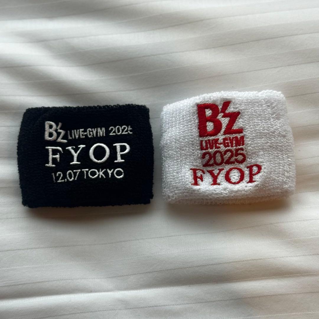 B'z LIVE-GYM 2025 -FYOP12/7リストバンドガチャ - メルカリ