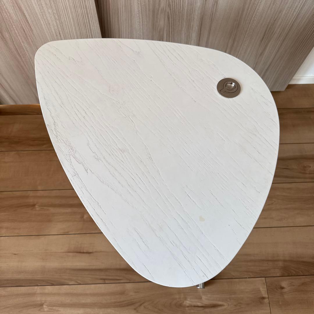 希少】TECTA（テクタ）サイドテーブル K22 ホワイト ACTUS - メルカリ