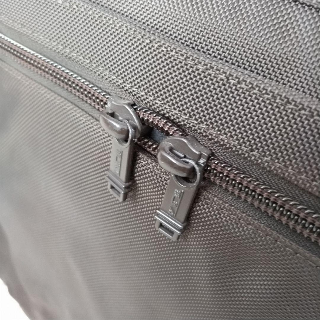 極美品　TUMI　トゥミ　ビジネスバッグ　ショルダーバッグ　PC可 A4サイズ