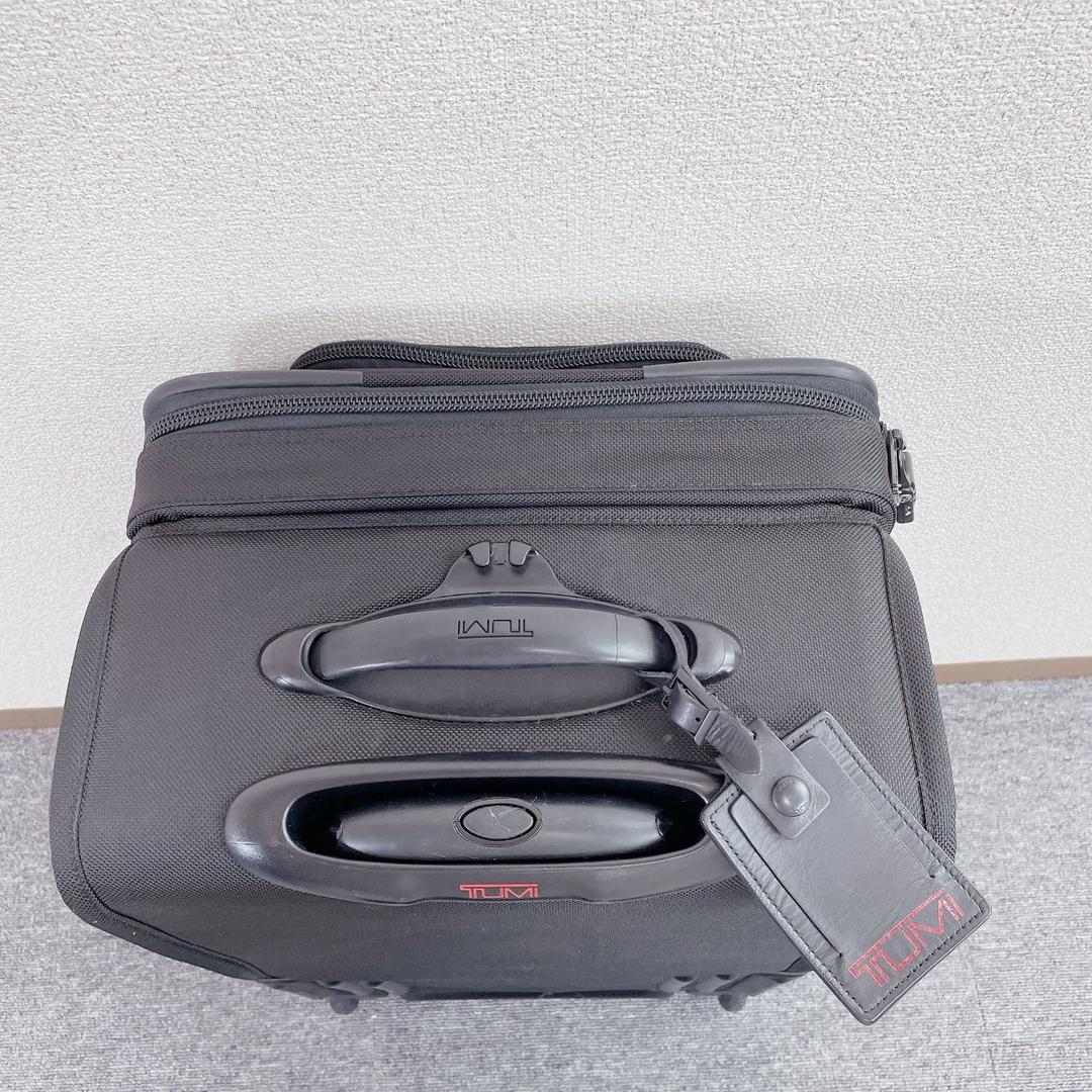 TUMI 22インチ キャリーケース ソフト 機内持ち込みサイズ 22