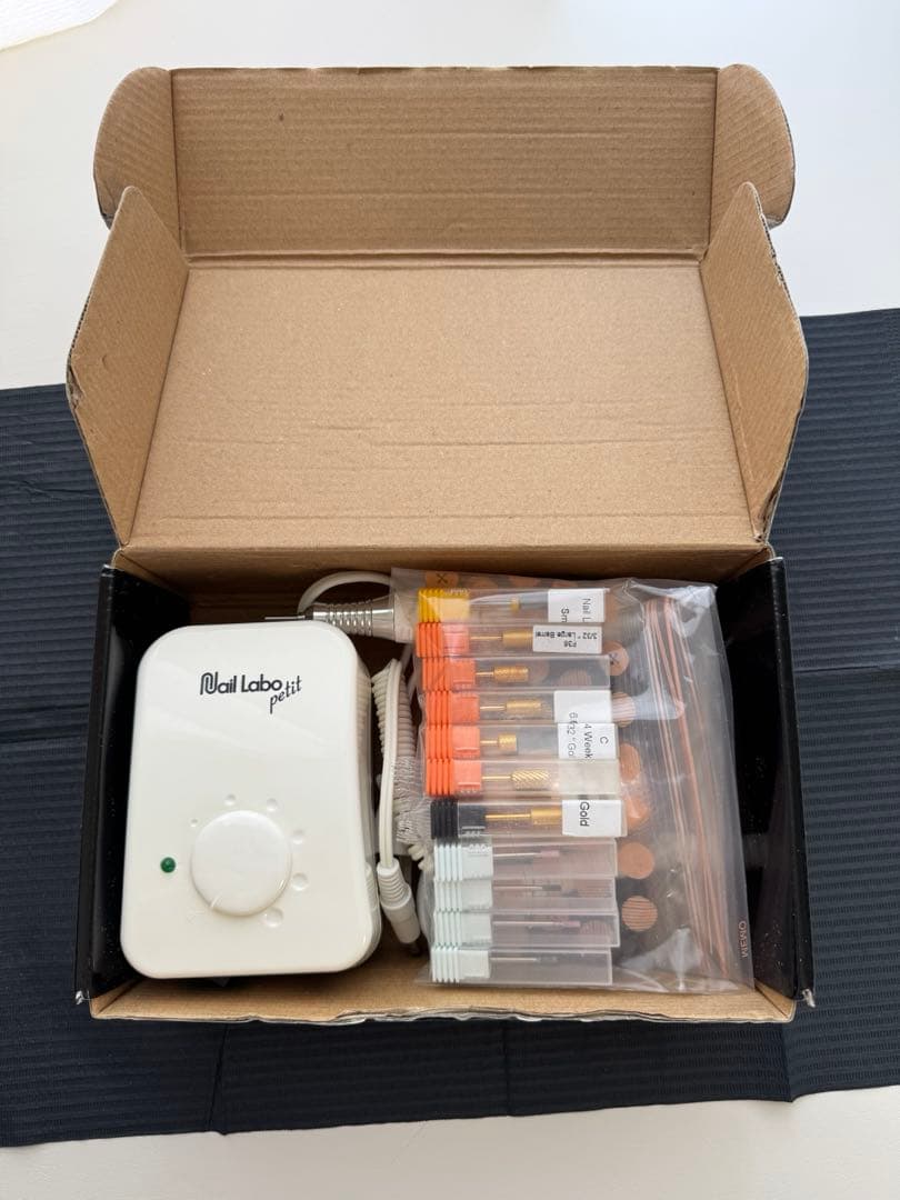 nail labo petit ネイルマシン 電動 ビット・ダストブラシ付き