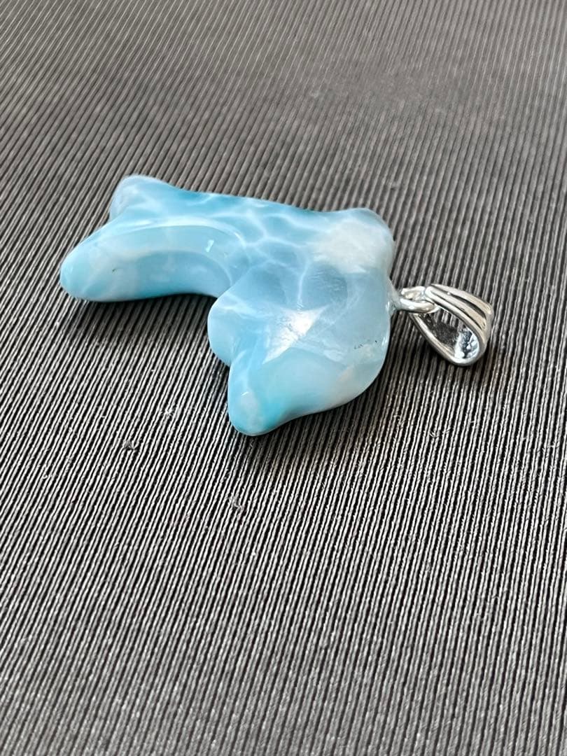 天然石☆高品質！ラリマーイルカ型☆濃いブルー＆ラリマーらしい模様＆形