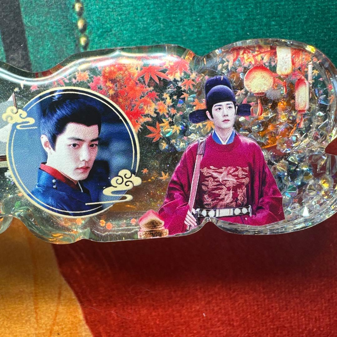 王一博 厚いレジン置物です&バッグチャームに&ナイトライトにもなります