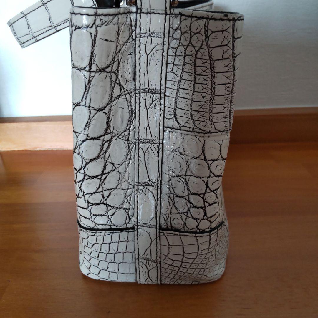 日本製・本革 クロコダイル・2way・ハンドバッグ・バニラ・目地染