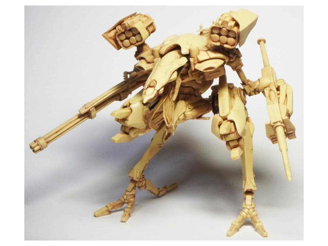 1/24 U・R・C 戦闘支援AI タイラント アドバンス