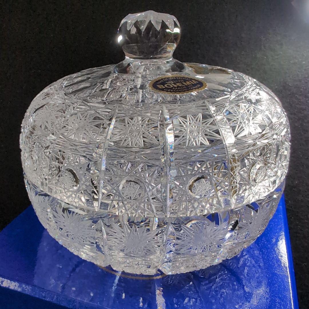 ボヘミア】高級クリスタル 蓋付きボウル PK500 ハンドメイドカット