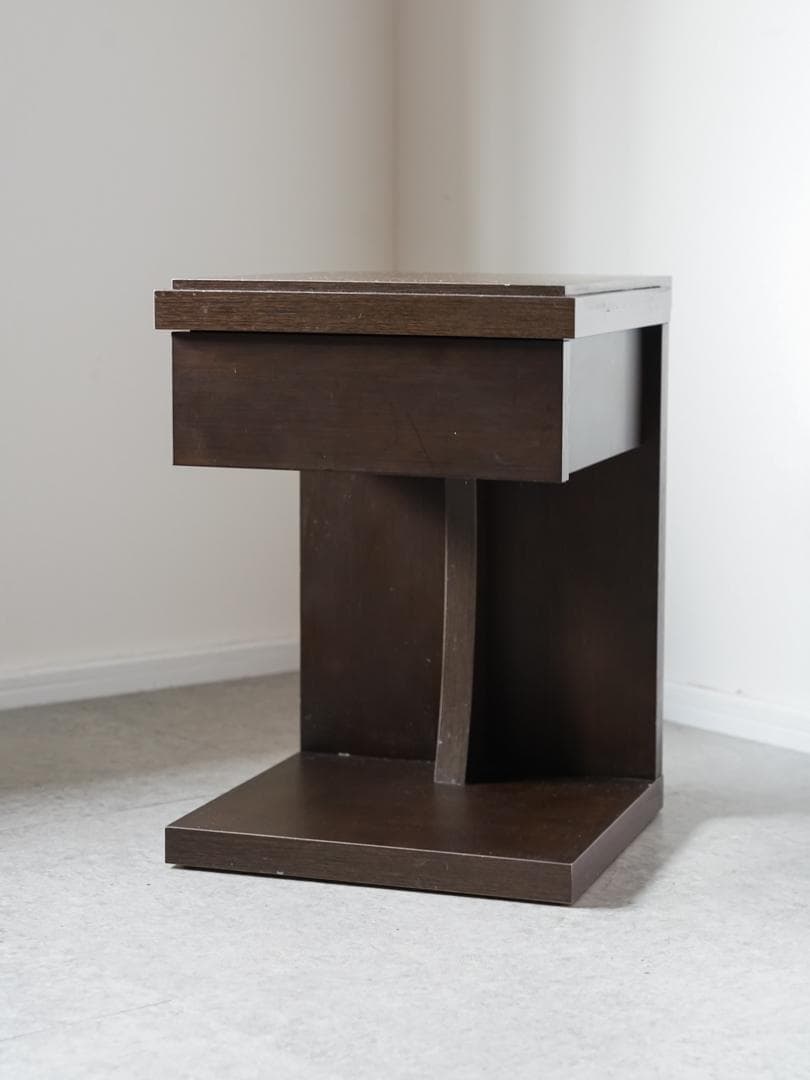 \"FRANCEBED\" イルベローチェ ベッドサイド テーブル モダン