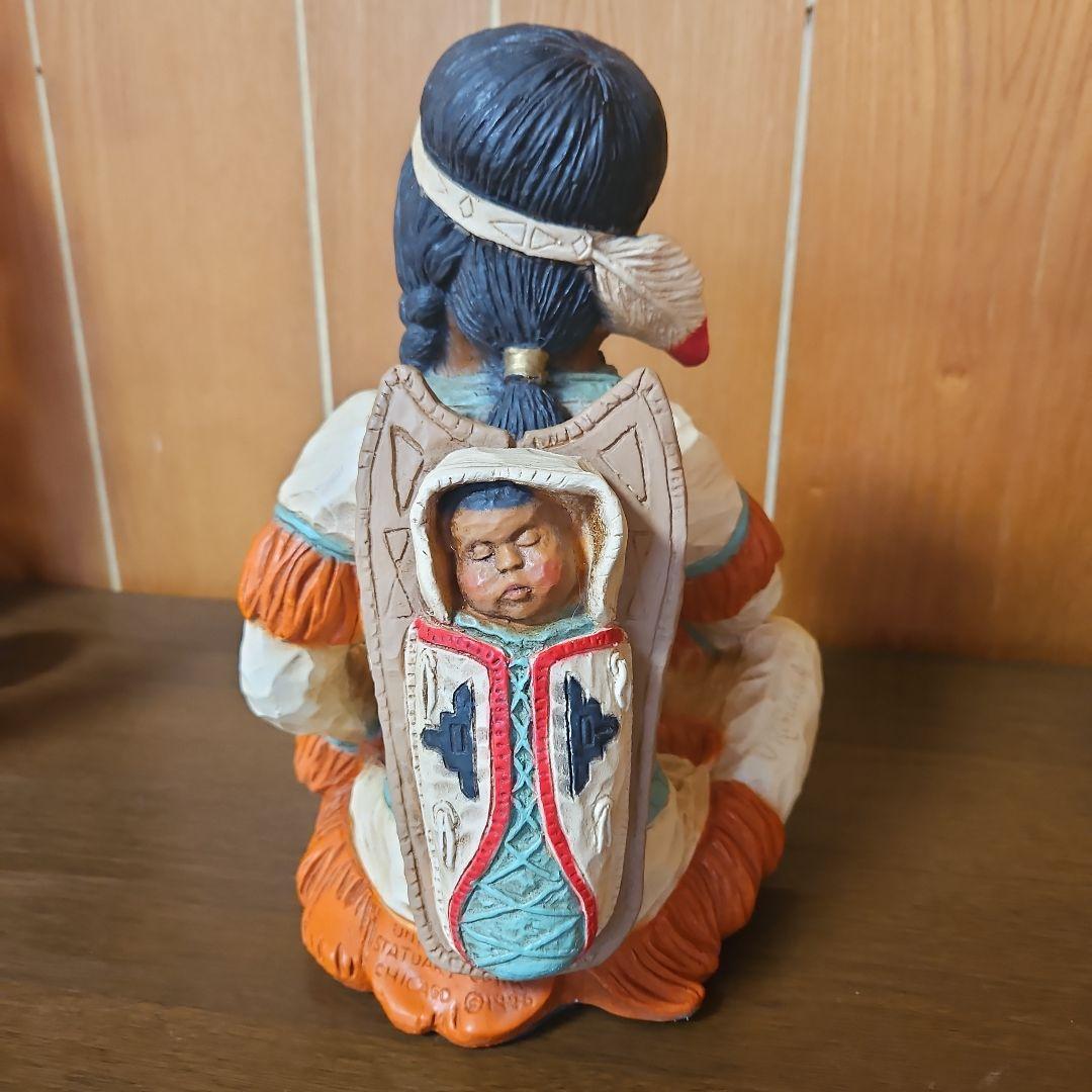 インディアン女性の置物 ネイティブアメリカン