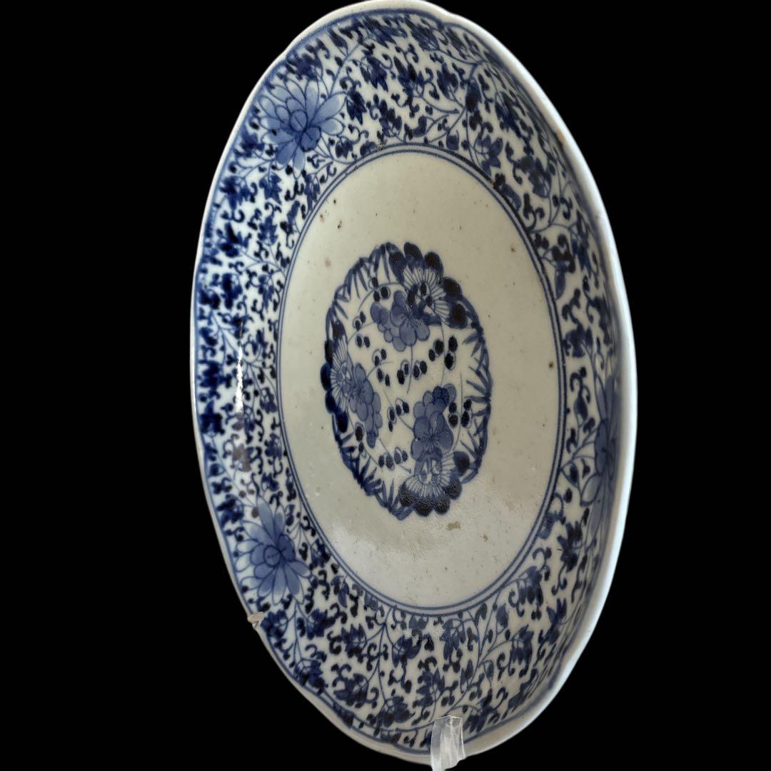 伊万里 有田 染付 印判 大皿 花唐草 見返し唐草 見込花丸 牡丹菊 二