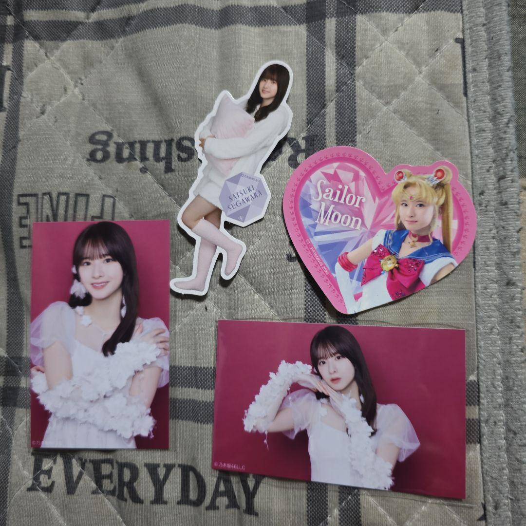 菅原咲月ステッカーまとめ売り - メルカリ