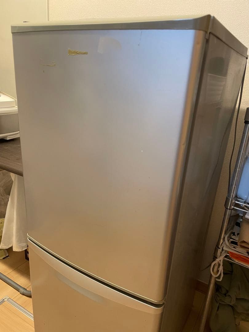 ナショナル NR-B142J 冷凍冷蔵庫 135L 一人暮らしサイズ