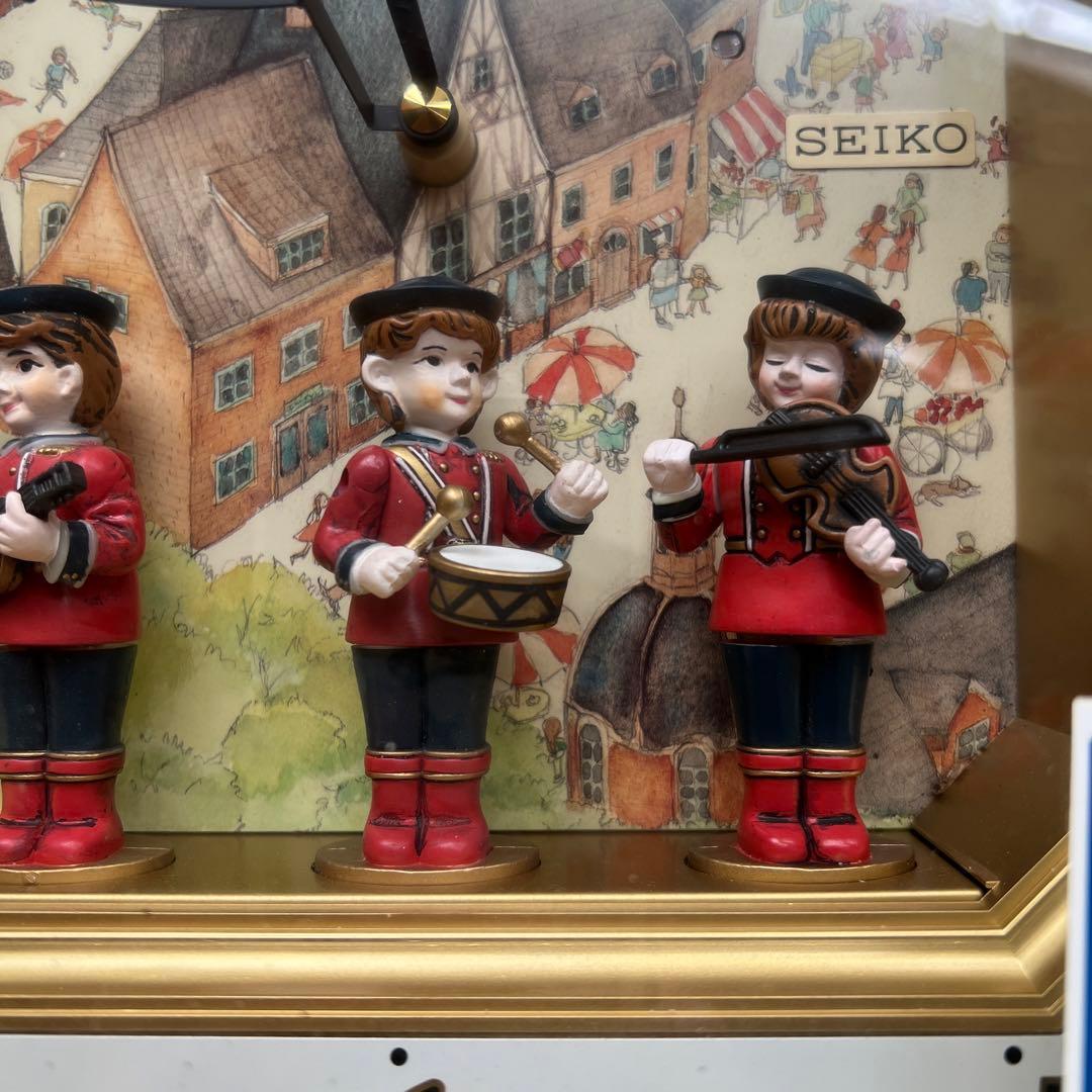 カラクリ時計　SEIKO