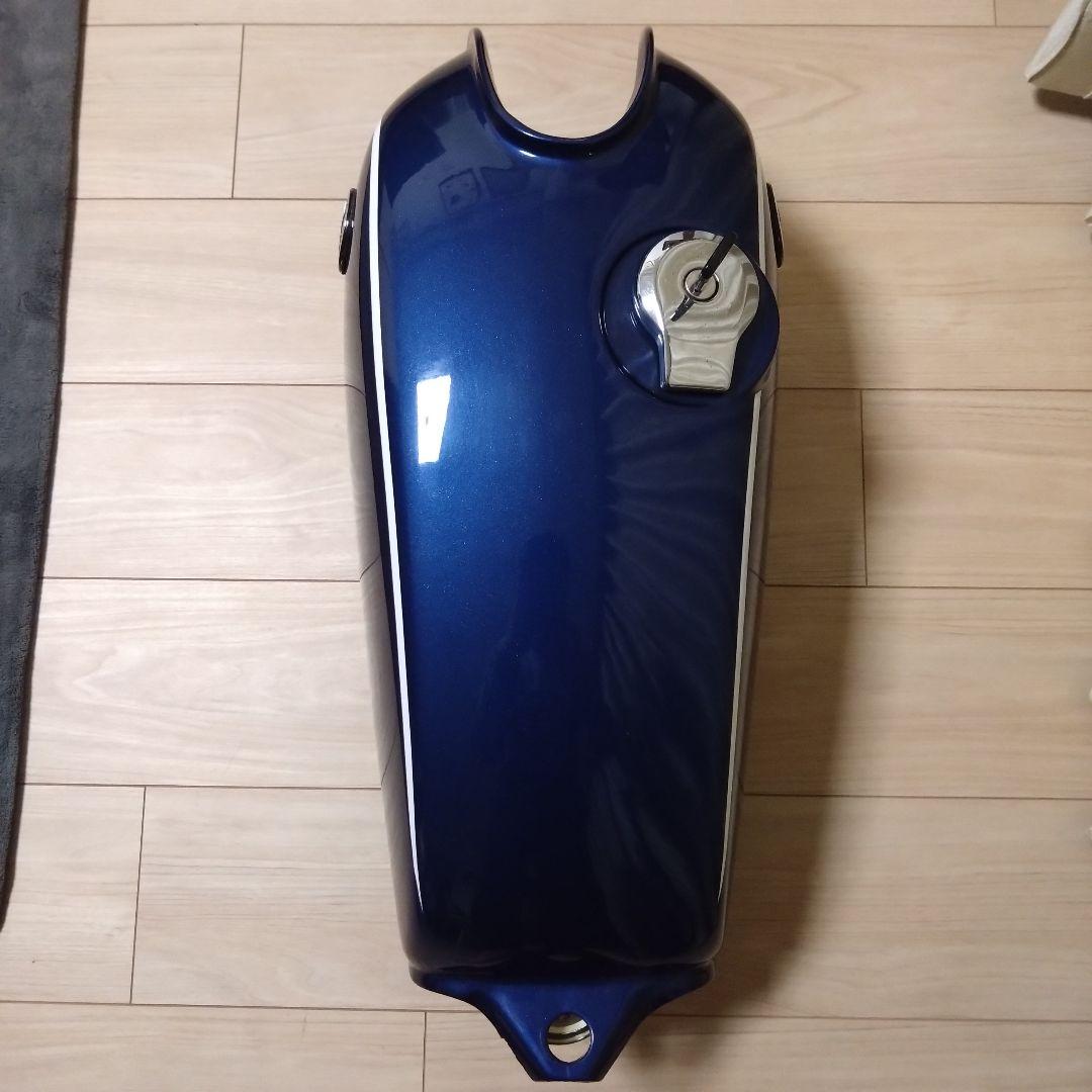 ナル様専用 SR400/500 AAA FRPナロータンク ブルーラメ 極美品 - メルカリ