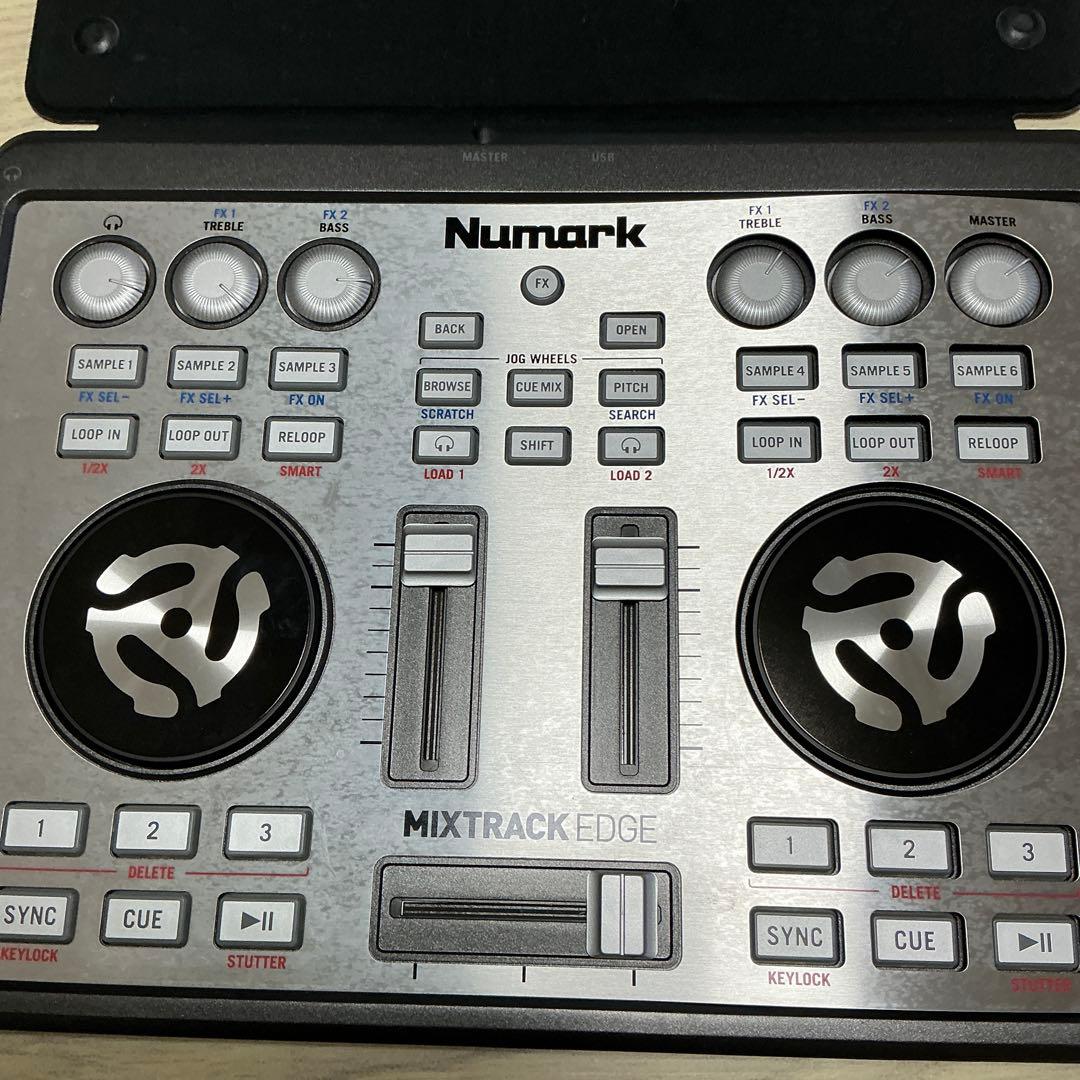 C461 Numark Mixtrack Edge DJコントローラー