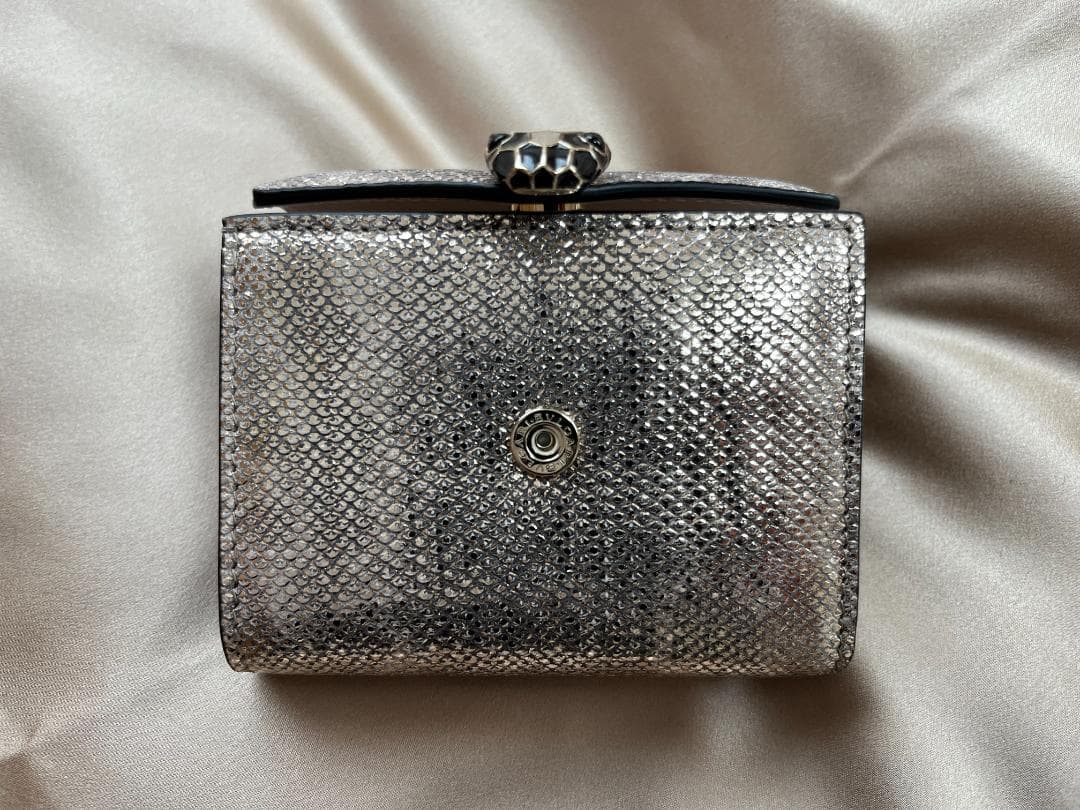 ブルガリ☆セルペンティ フォーエバー 三つ折り財布