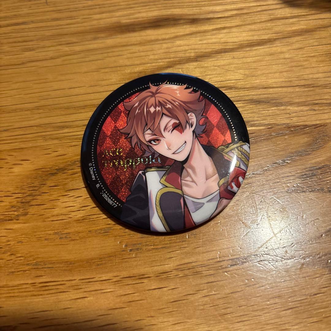 本日中の出品】エース・トラッポラ 寮服 カプ缶 - メルカリ