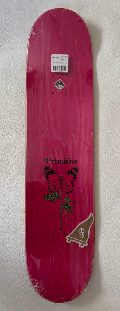 新品 Primitive プリミティブ スケボー用デッキ　8インチ